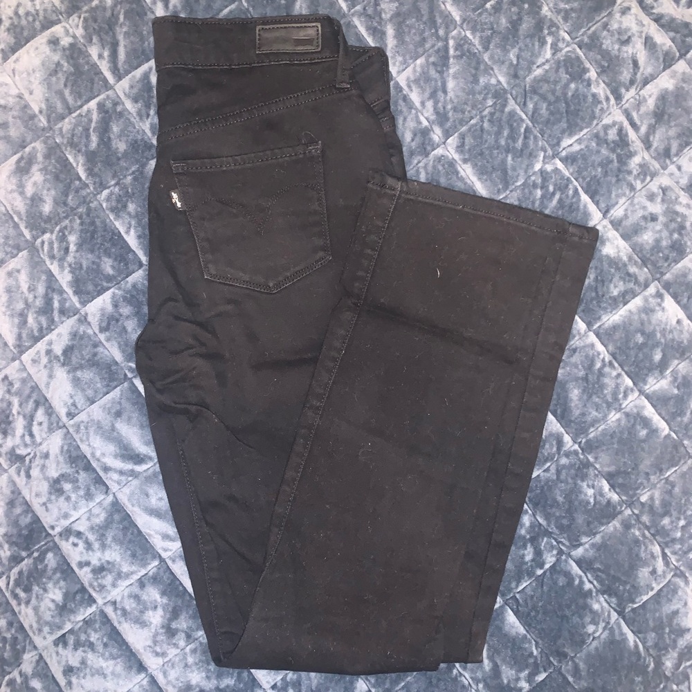 Levi’s black skinny jeans